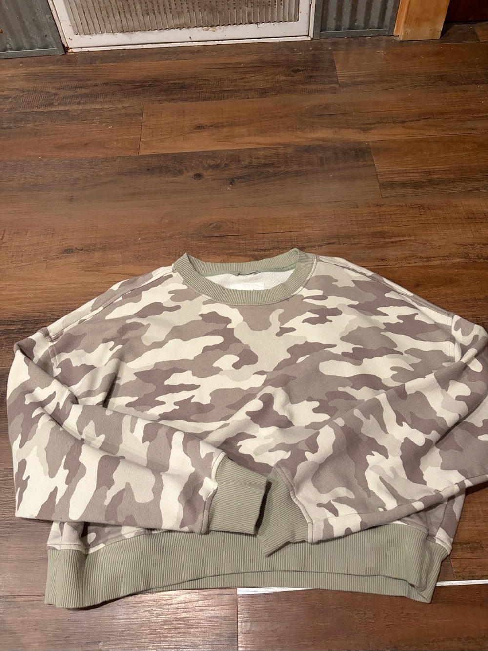aerie Men's Camo Crewneck Sweater - Sage & Cream